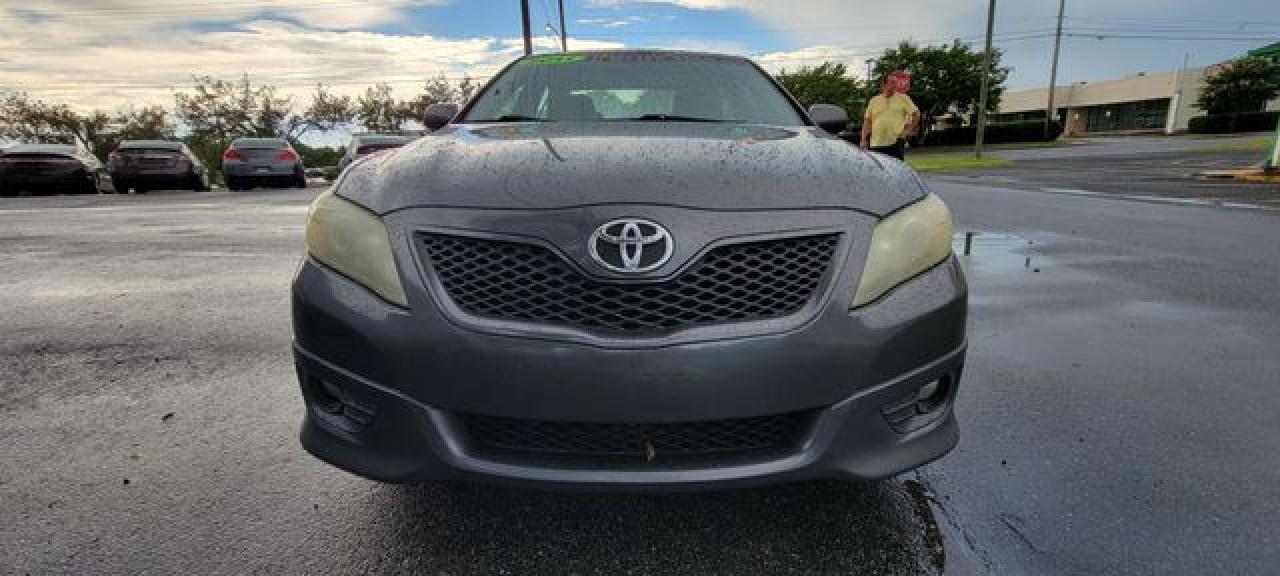 2011 Toyota Camry Base - Фото 3