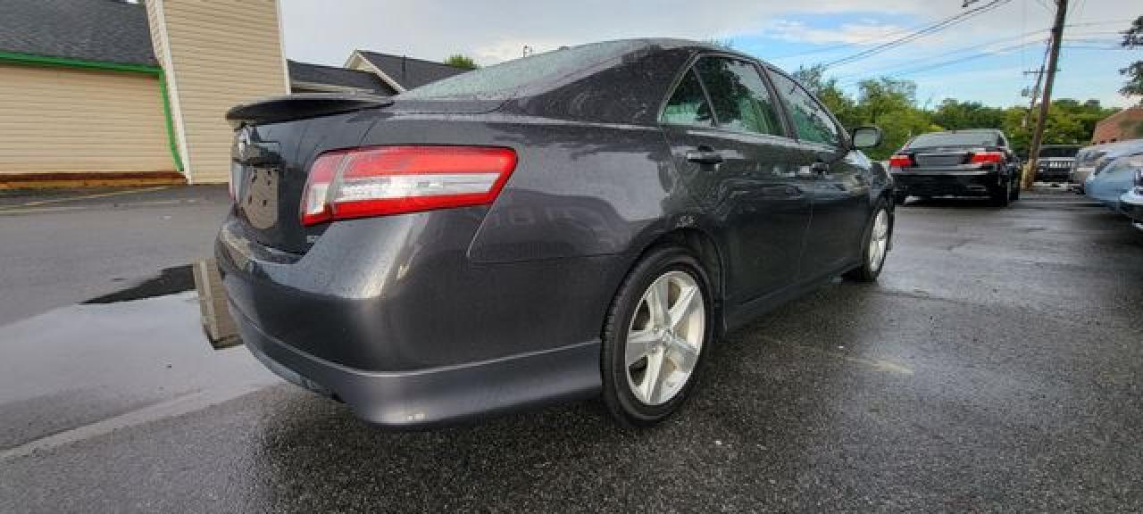 2011 Toyota Camry Base - Фото 6
