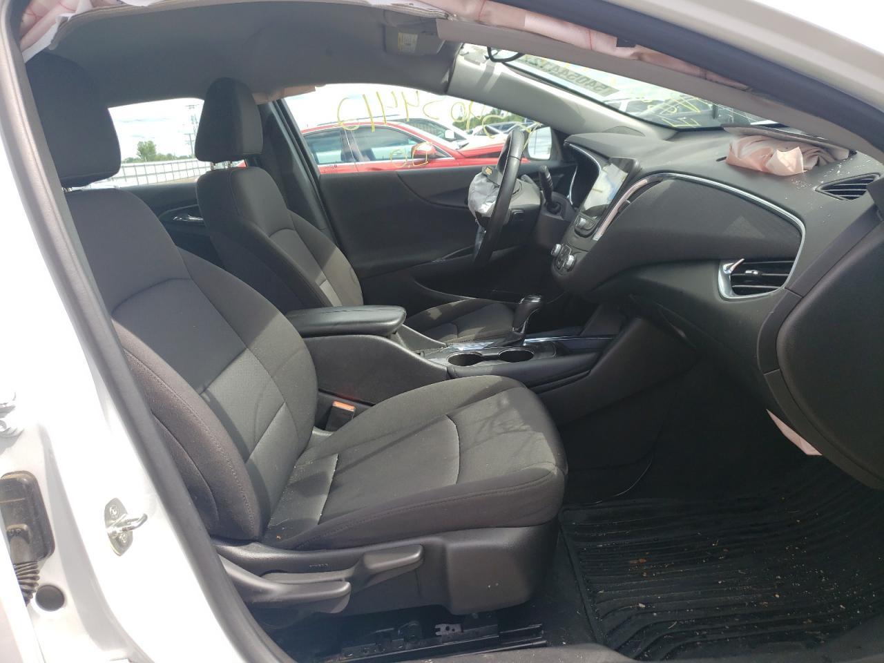 2018 Chevrolet Malibu Lt - Image 5