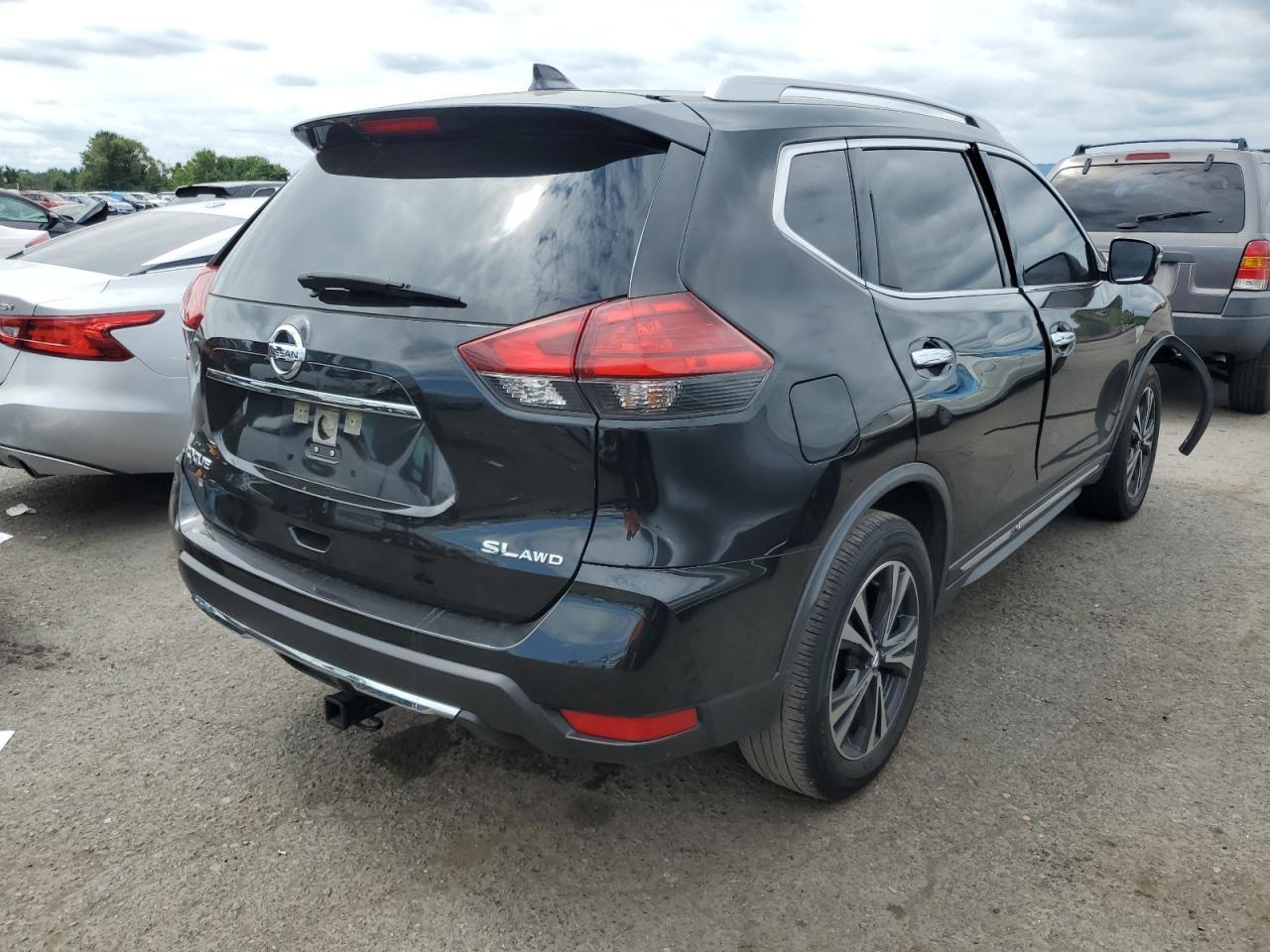 2017 NISSAN ROGUE S - Image 4