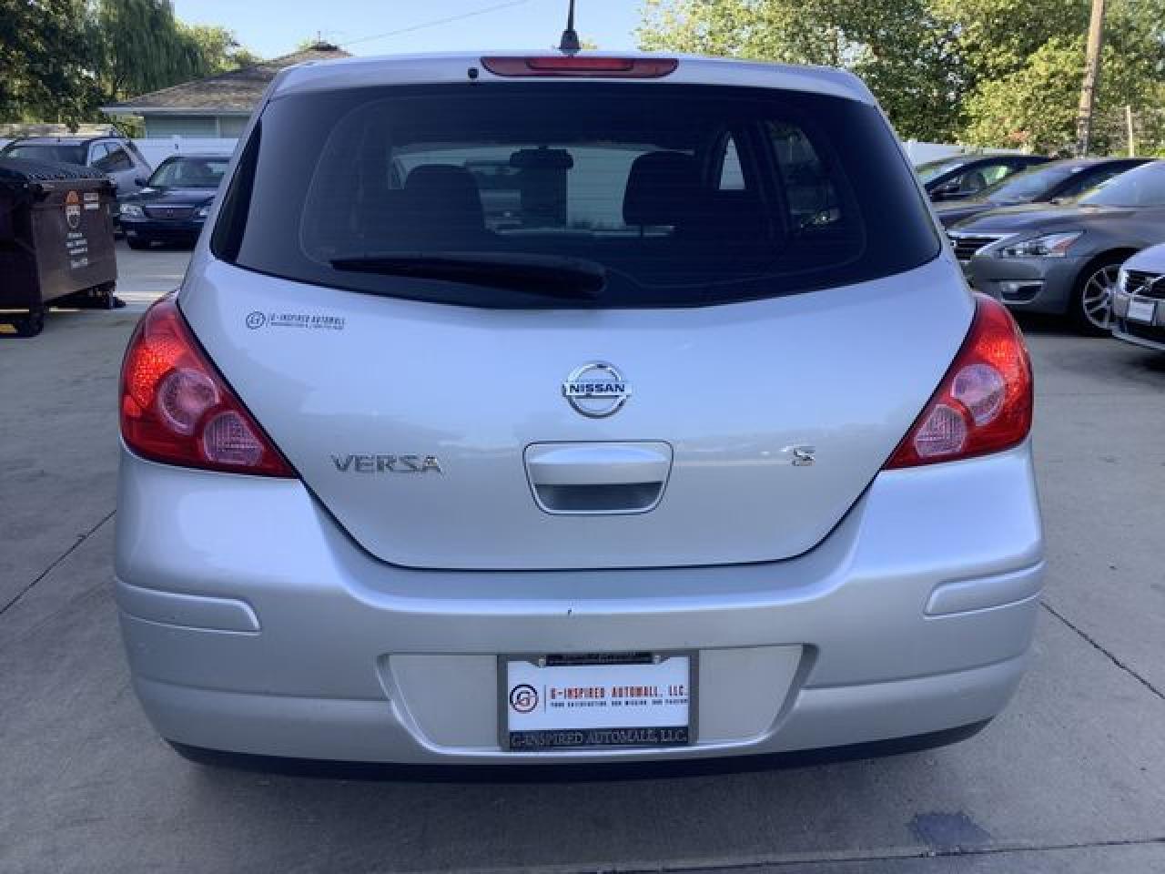 2007 Nissan Versa S - Фото 6