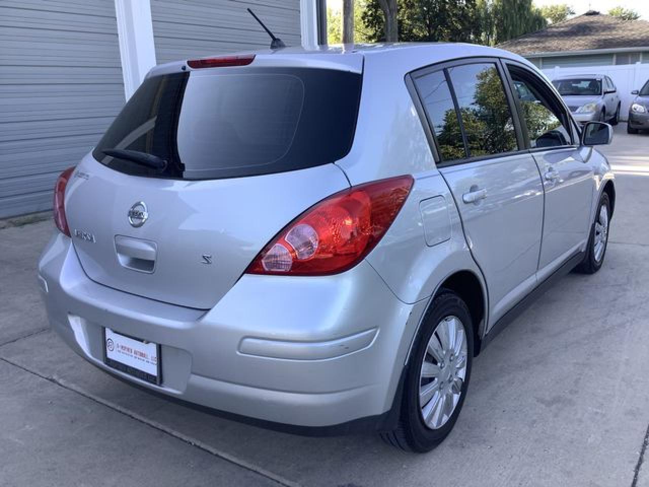 2007 Nissan Versa S - Фото 7