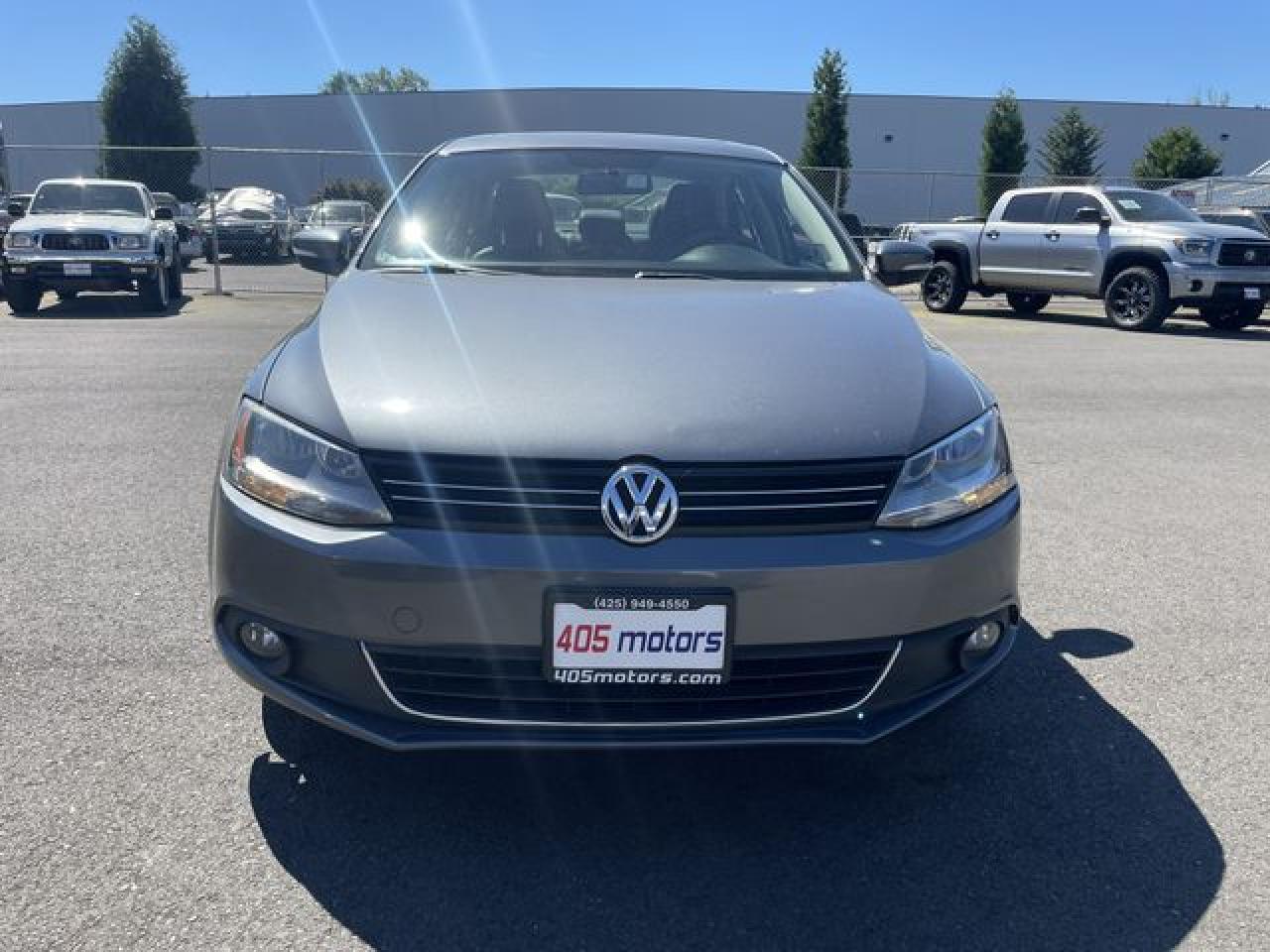 2011 Volkswagen Jetta Sel - Image 2