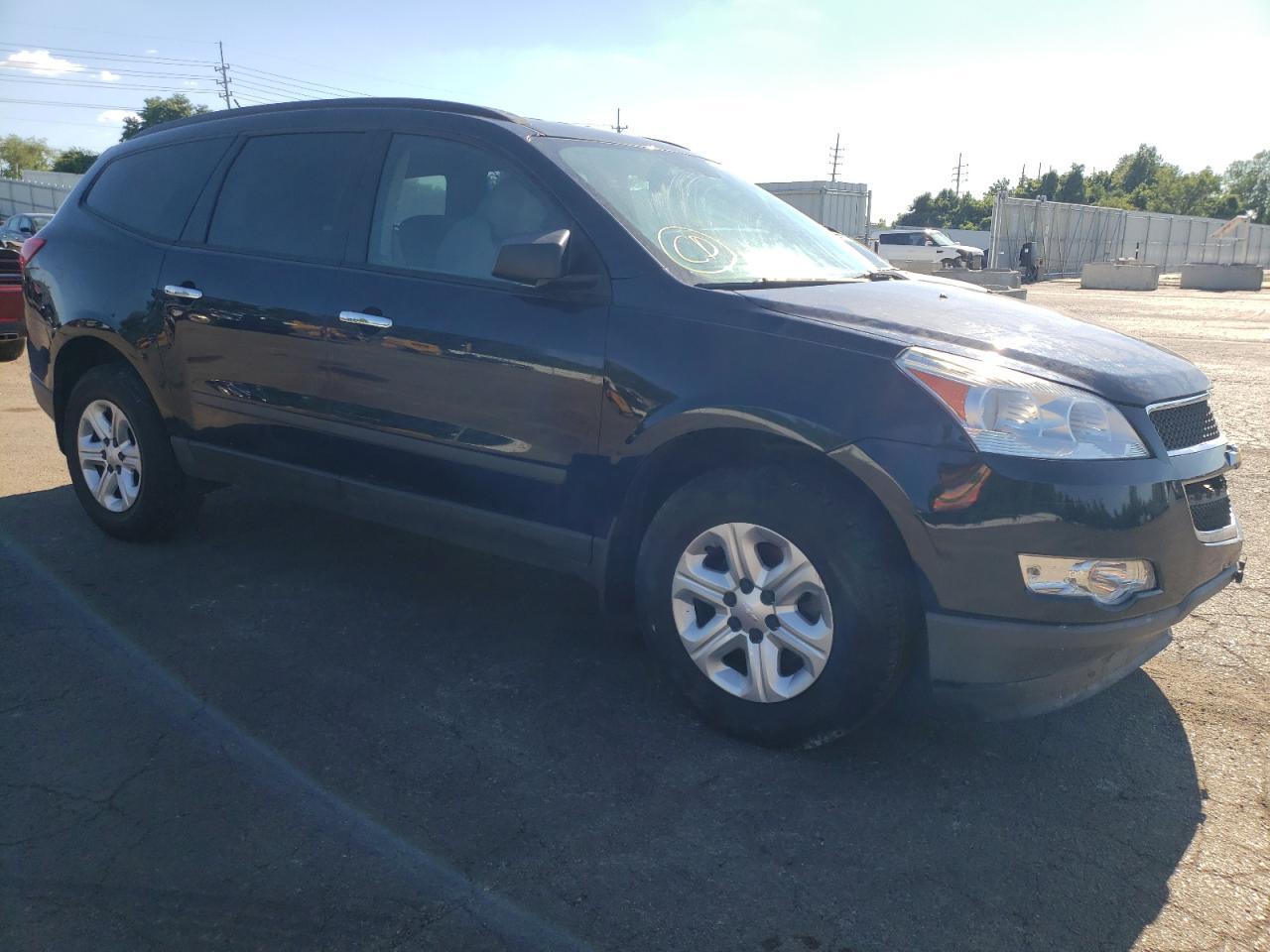 2011 CHEVROLET TRAVERSE L car image