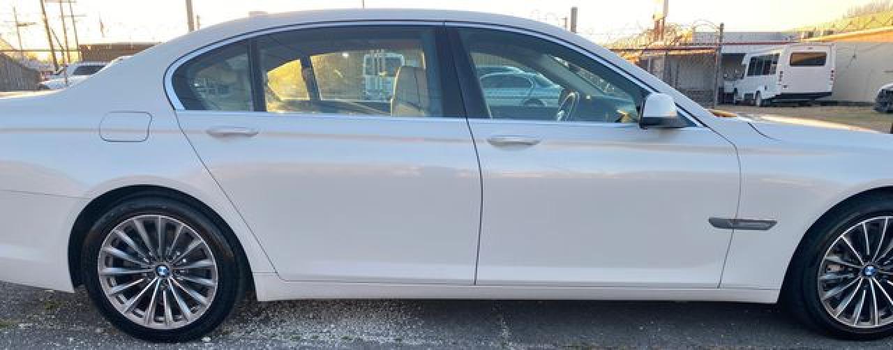 2012 BMW 740 Li - Image 6