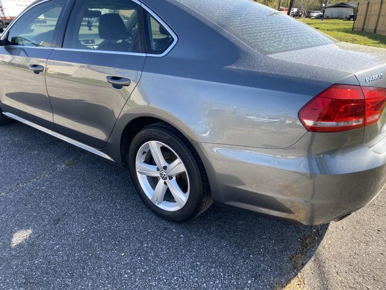 2013 Volkswagen Passat Se - Фото 6