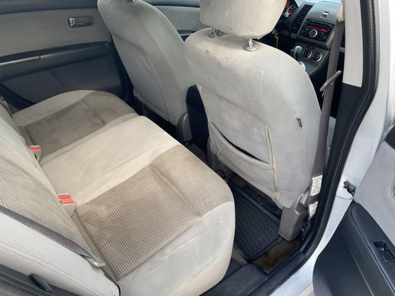 2012 Nissan Sentra 2.0 - Image 7