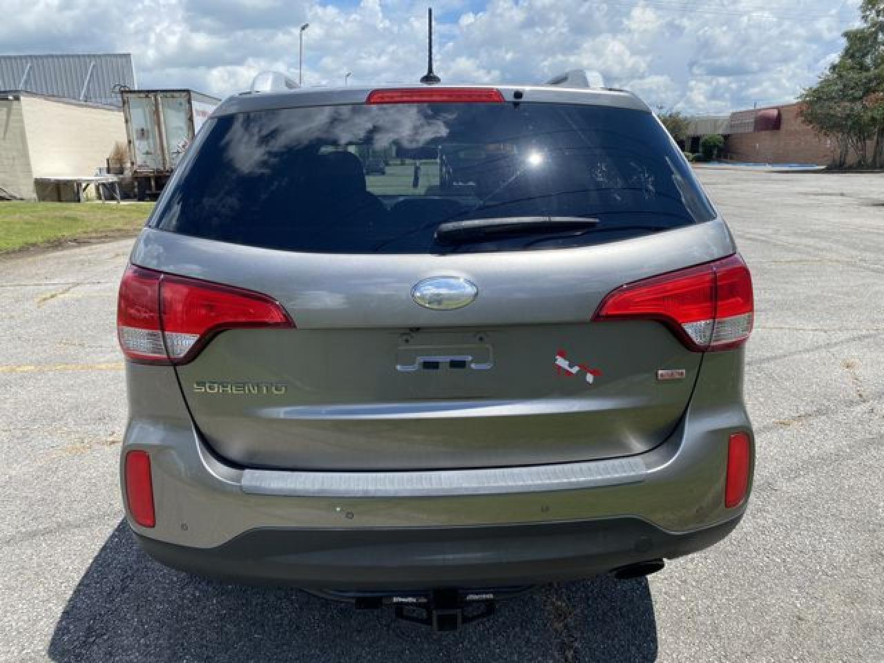 2014 Kia Sorento Lx - Image 5