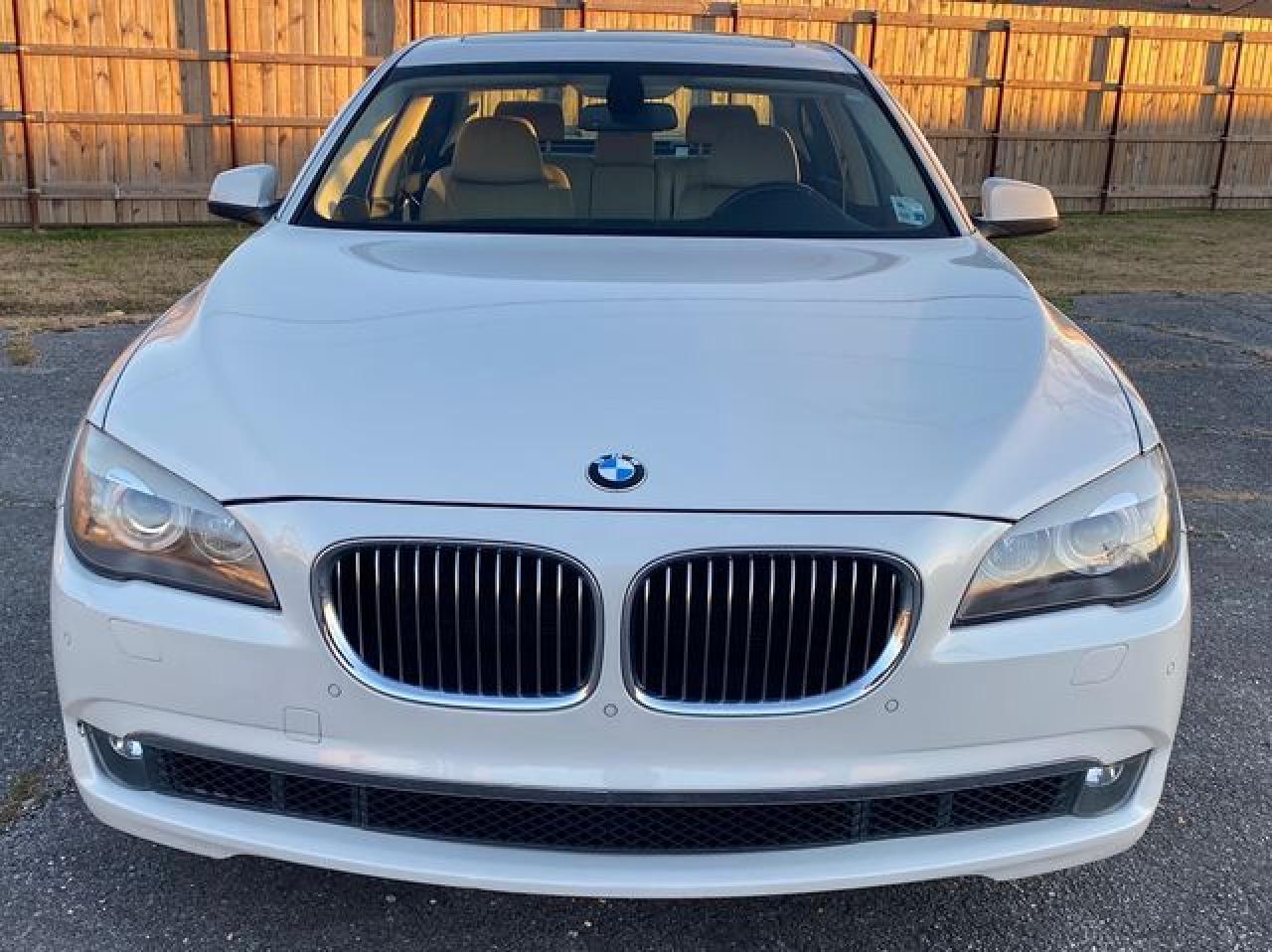 2012 BMW 740 Li - Image 3