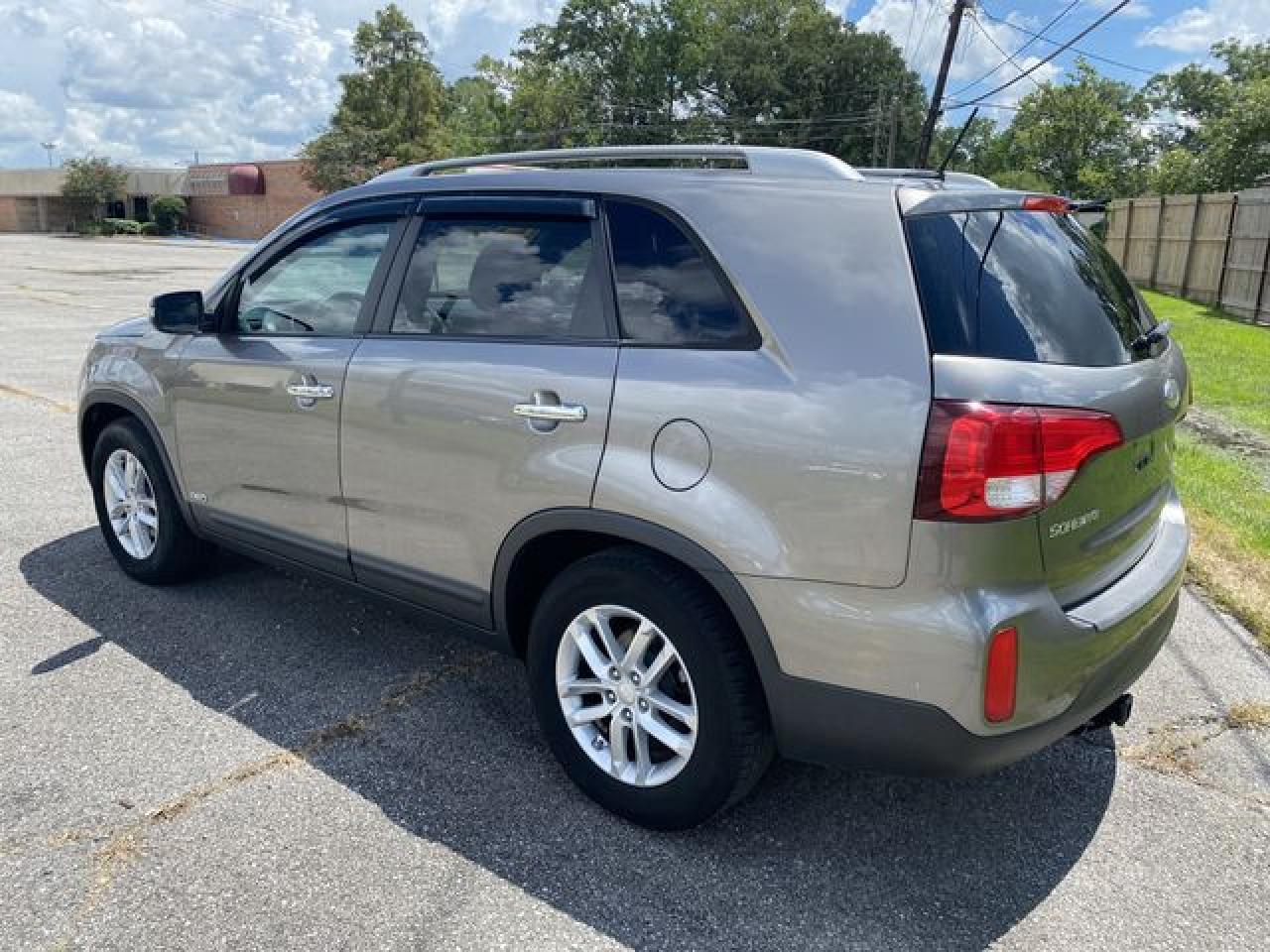 2014 Kia Sorento Lx - Image 7