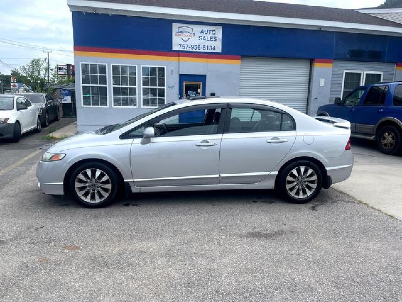 2011 Honda Civic Ex - Фото 2