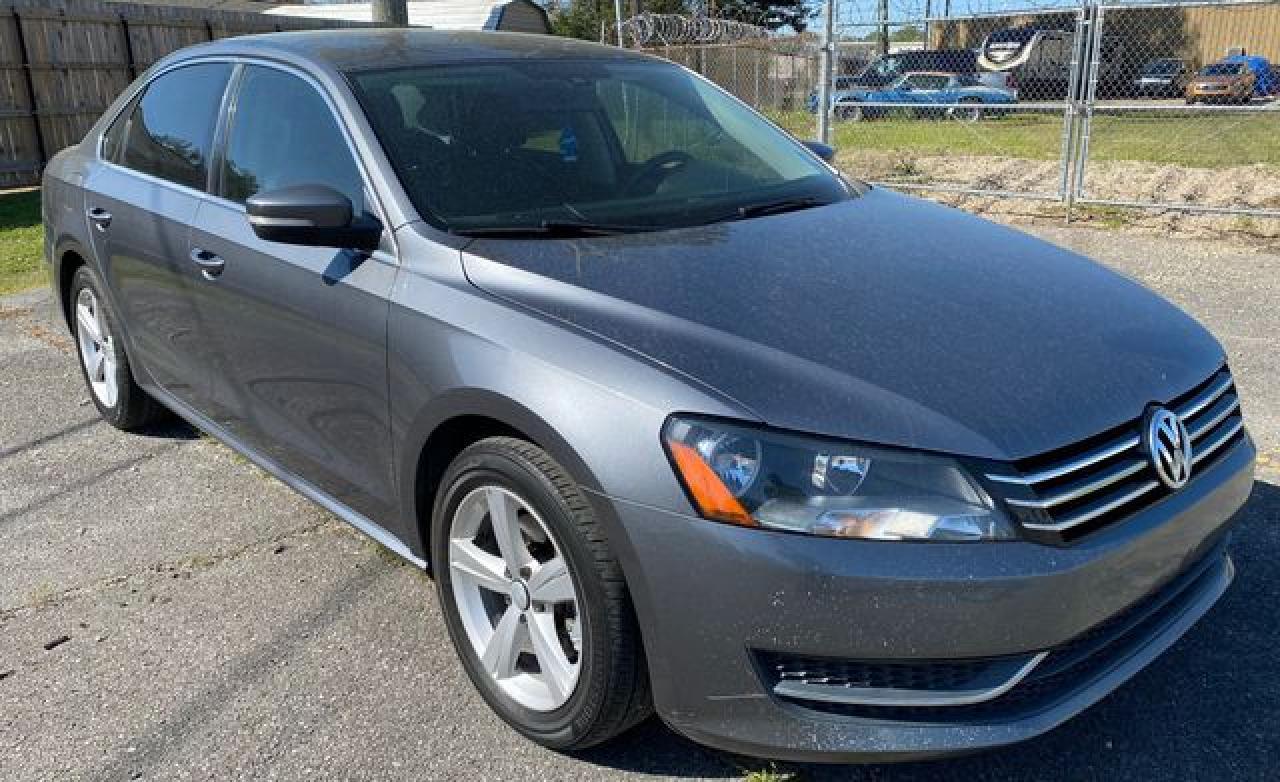 2013 Volkswagen Passat Se - Фото 3