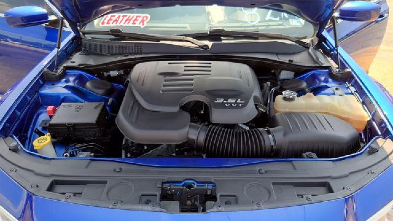 2018 Chrysler 300 Touring - Фото 3