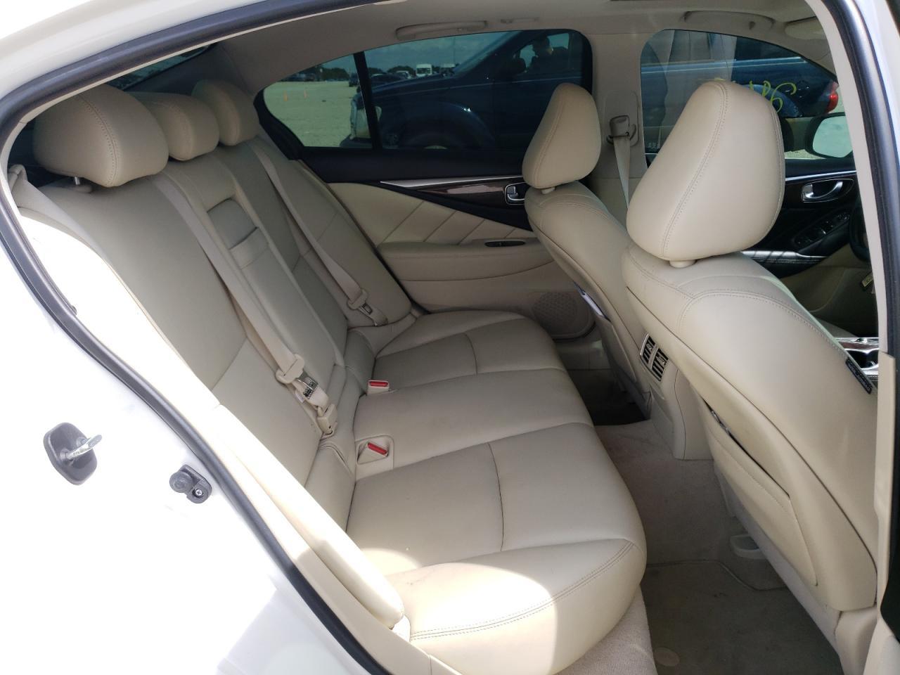2018 INFINITI Q50 LUXE - Фото 6