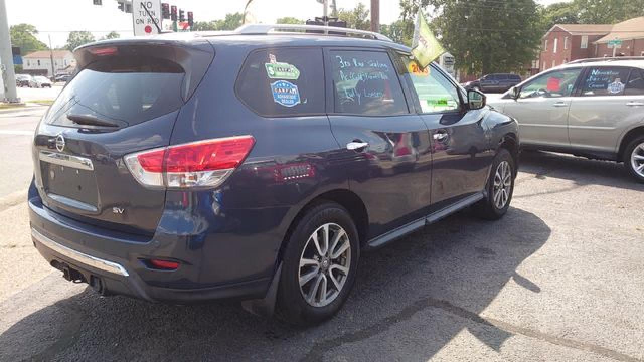 2013 Nissan Pathfinder S - Image 6