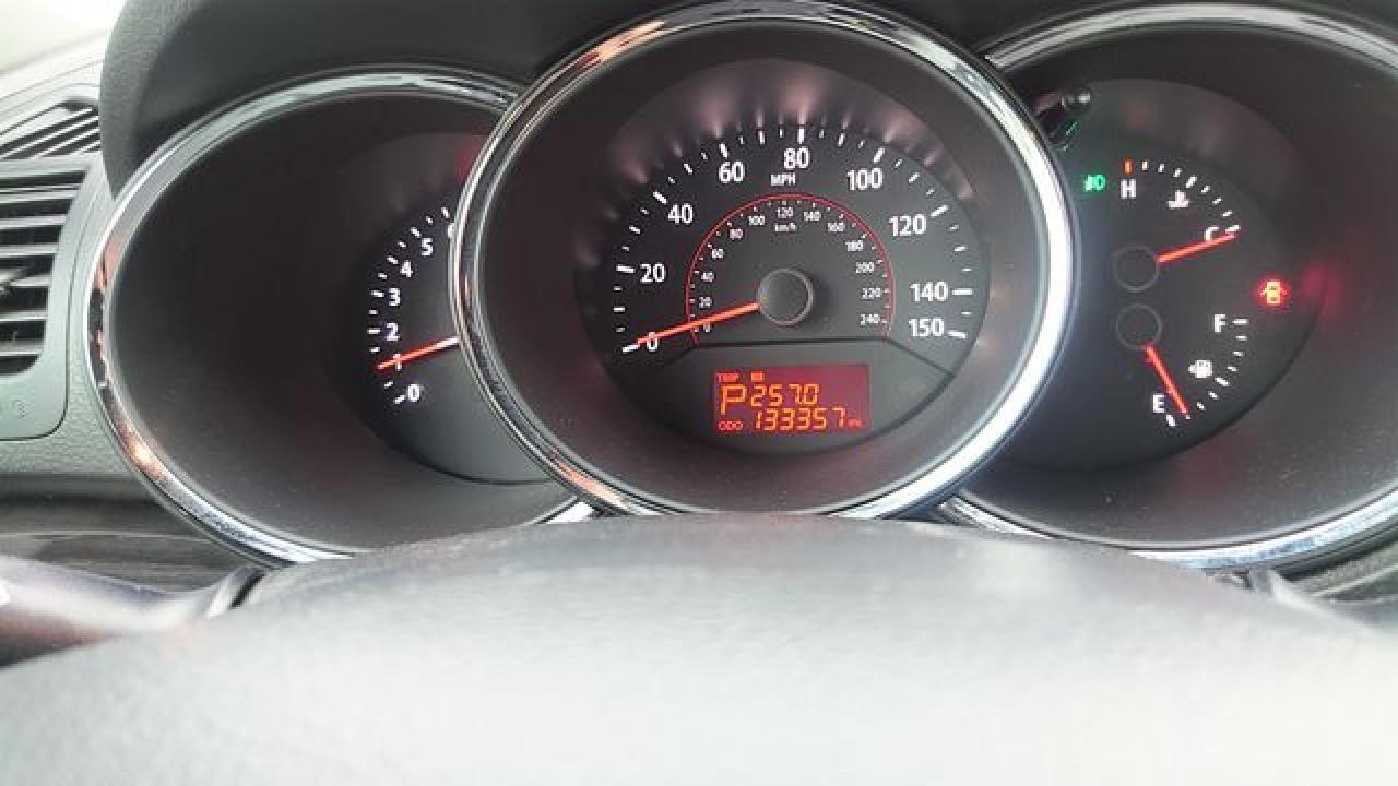 2011 Kia Sorento Base - Фото 3