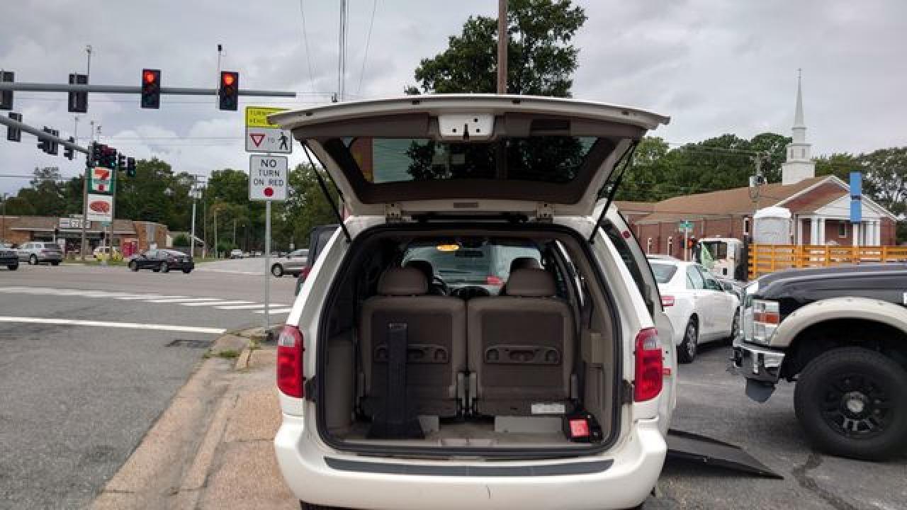 2001 Dodge Grand Caravan Es - Фото 5