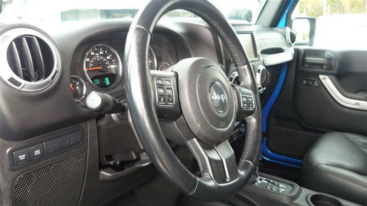 2015 Jeep Wrangler Unlimited Rubicon - Image 7