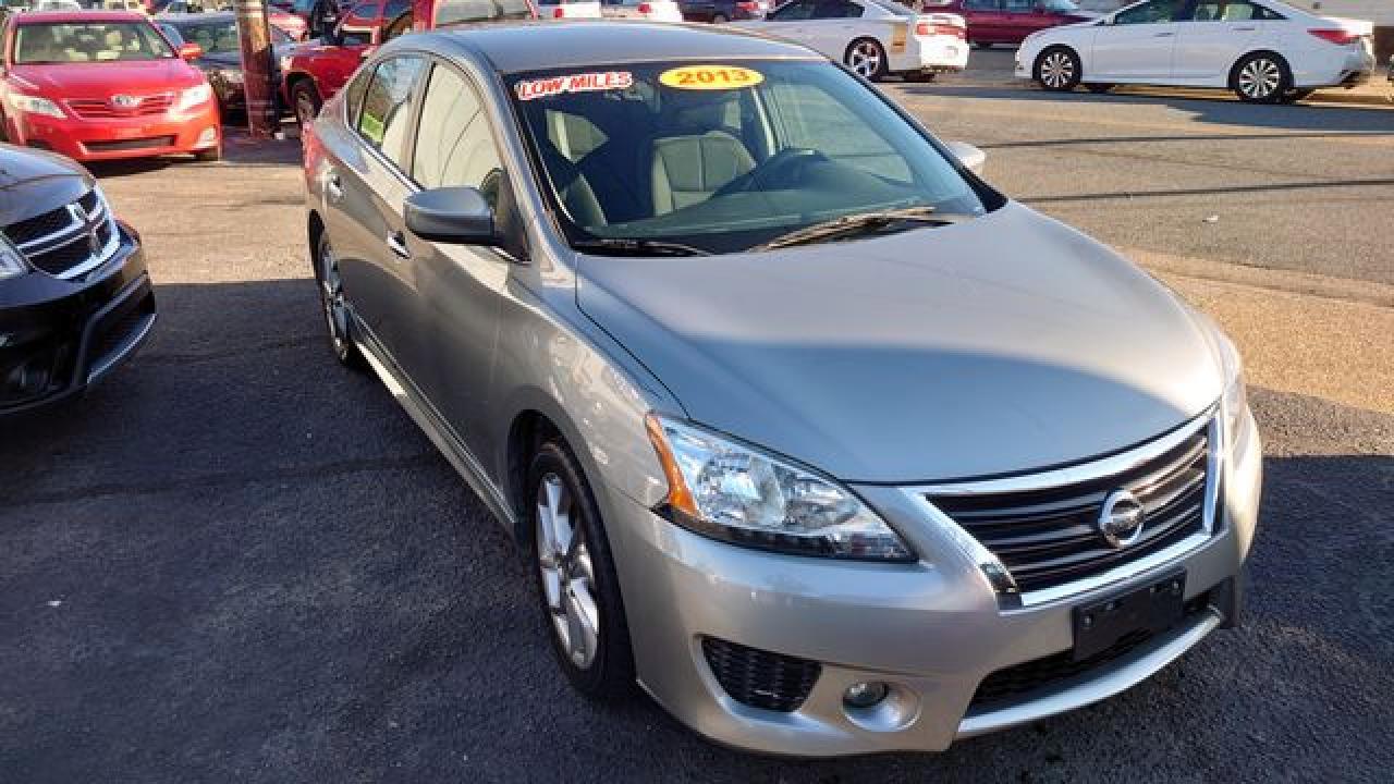2013 Nissan Sentra S - Фото 2