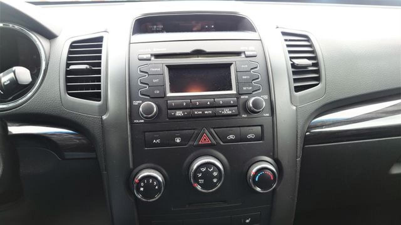2011 Kia Sorento Base - Фото 5