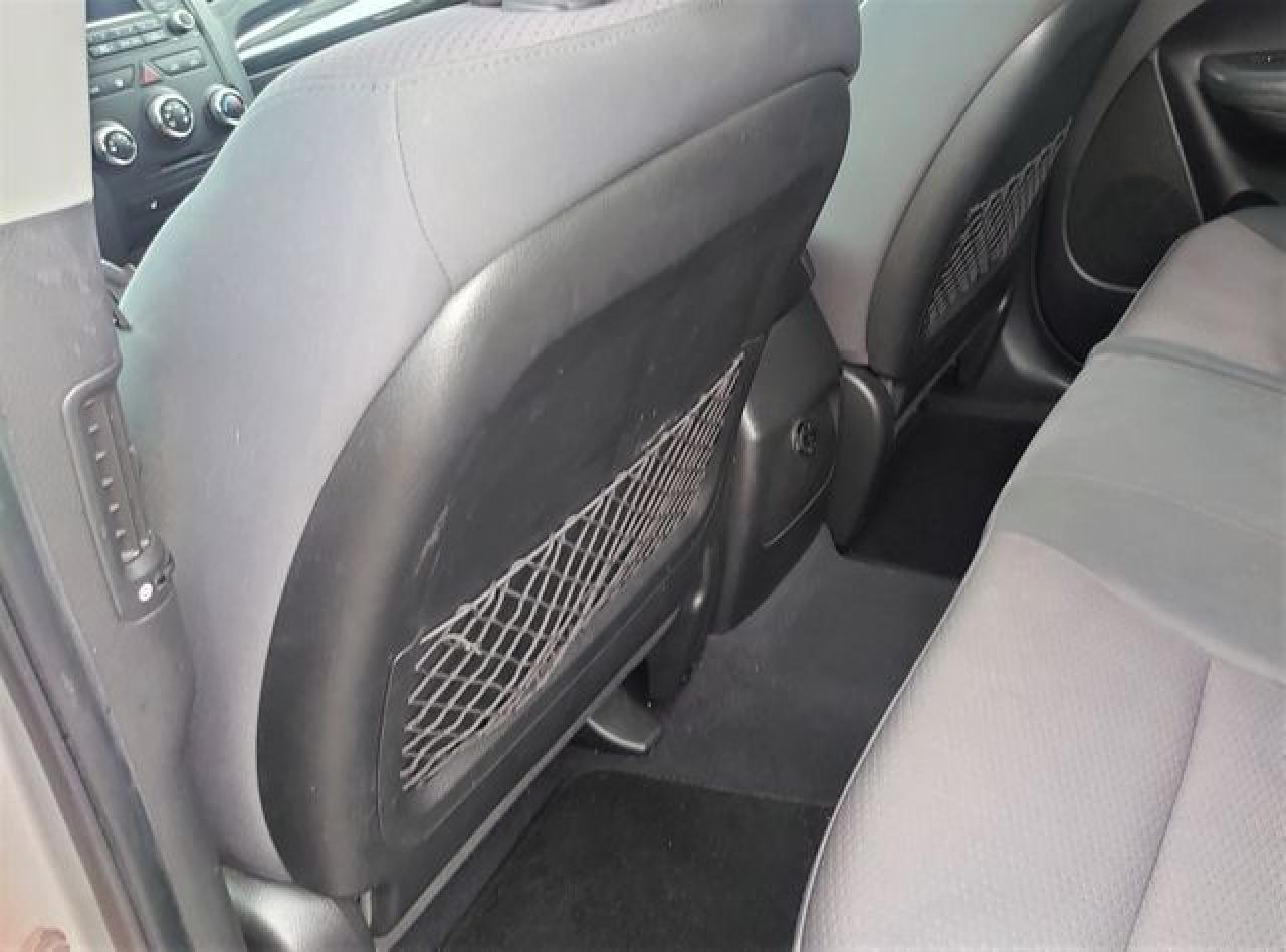 2011 Kia Sorento Base - Фото 7