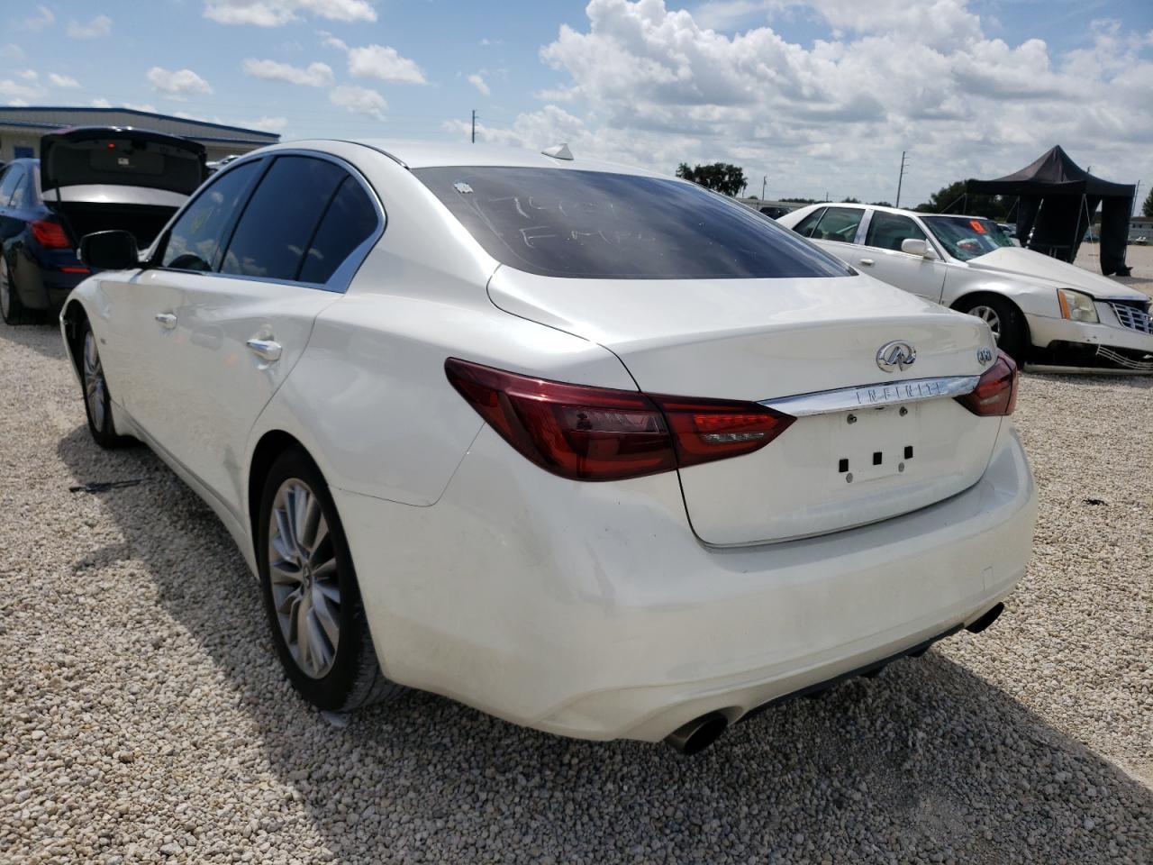 2018 INFINITI Q50 LUXE - Фото 3