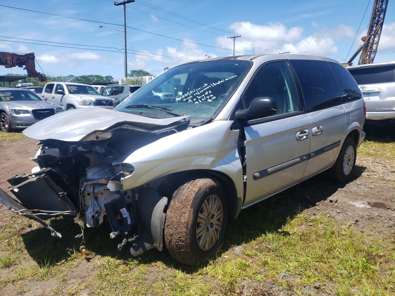 2006 Chrysler Town & Country - Фото 2