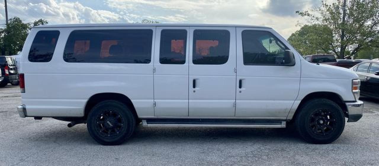 2009 Ford Econoline E350 Super Duty Wagon - Фото 4