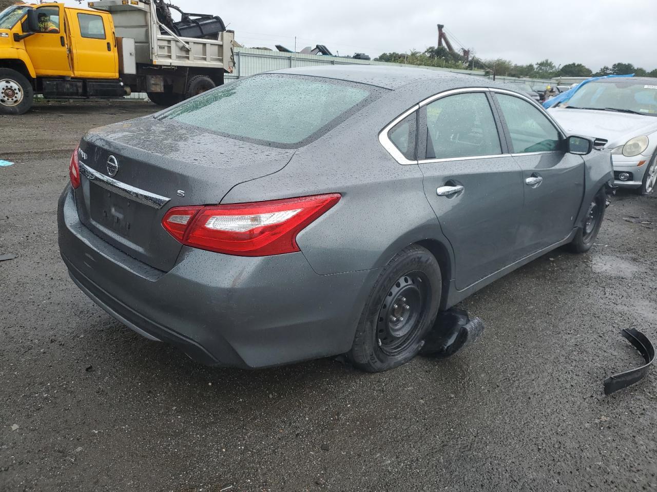 2016 Nissan Altima 2.5 - Фото 4