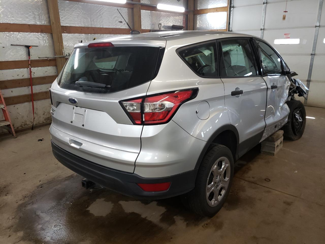 2017 FORD ESCAPE S - Image 4