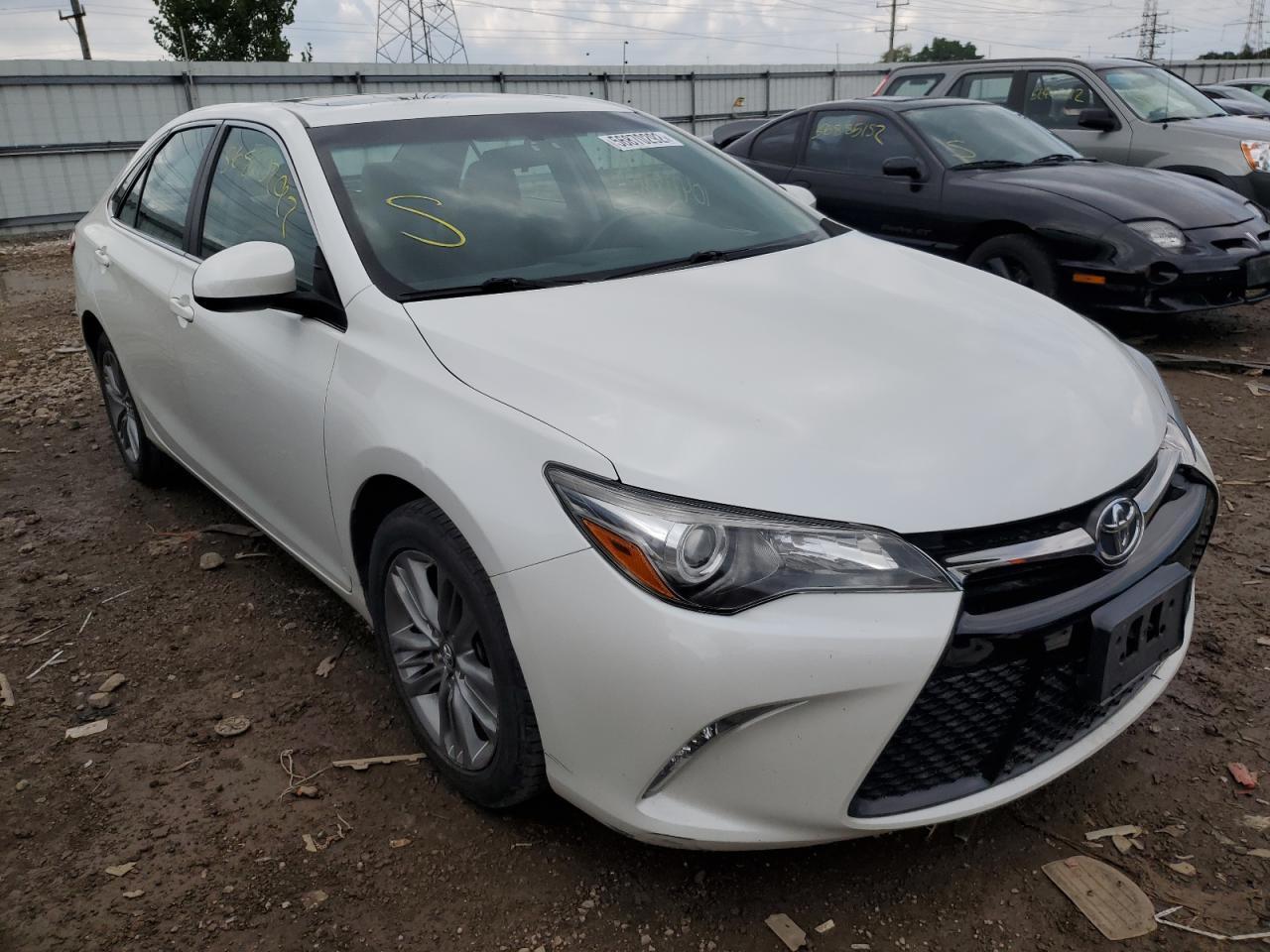 2016 TOYOTA CAMRY LE