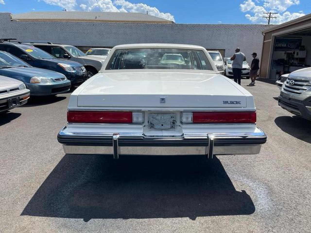 1985 Buick Lesabre Limited - Image 5
