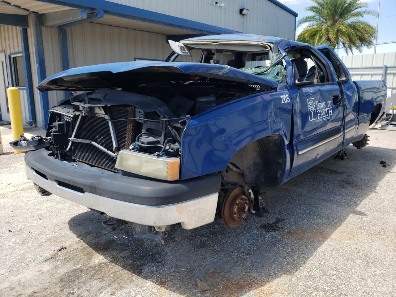 2004 Chevrolet Silverado C1500 - Image 2