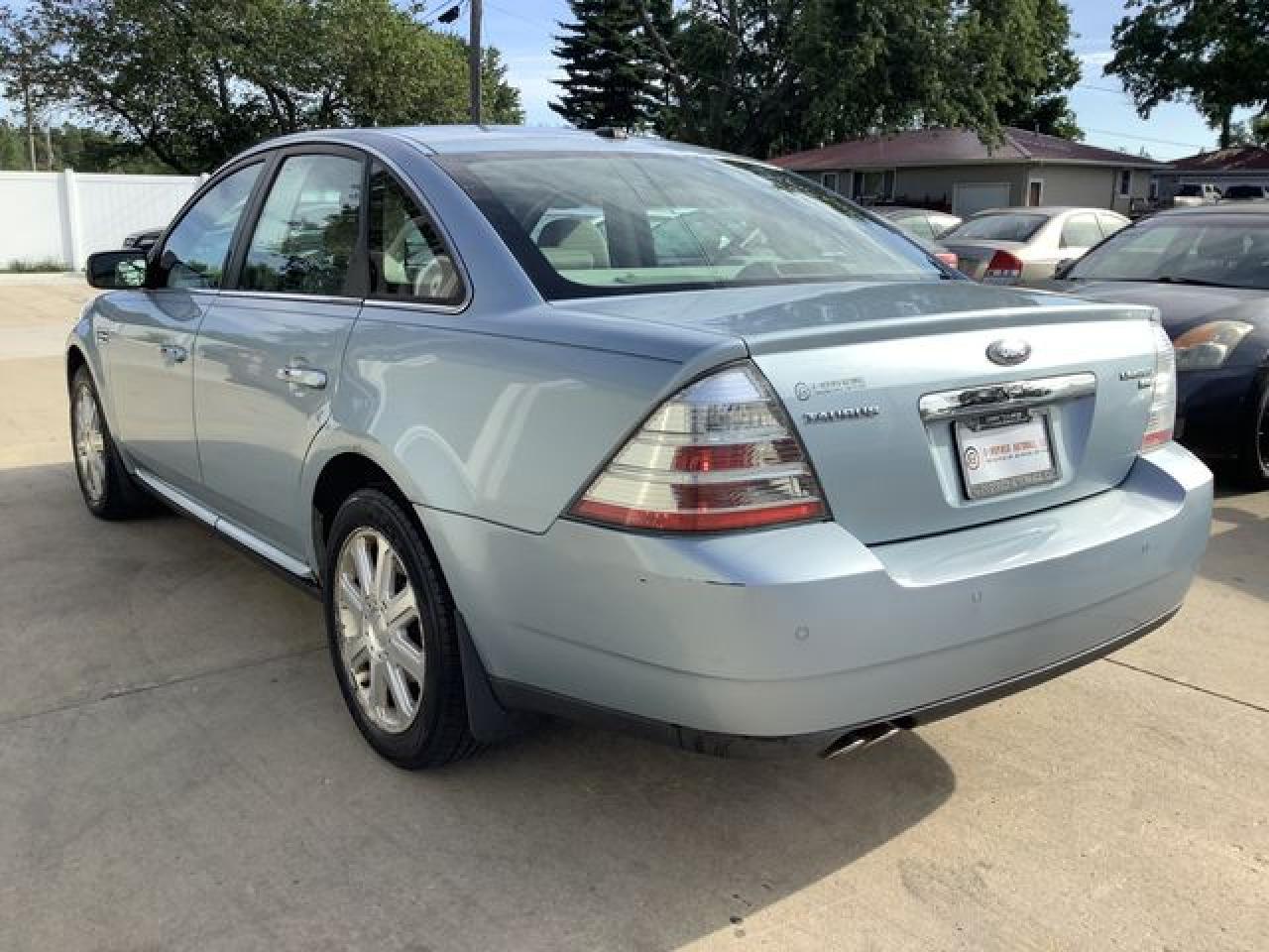 2008 Ford Taurus Limited - Image 5