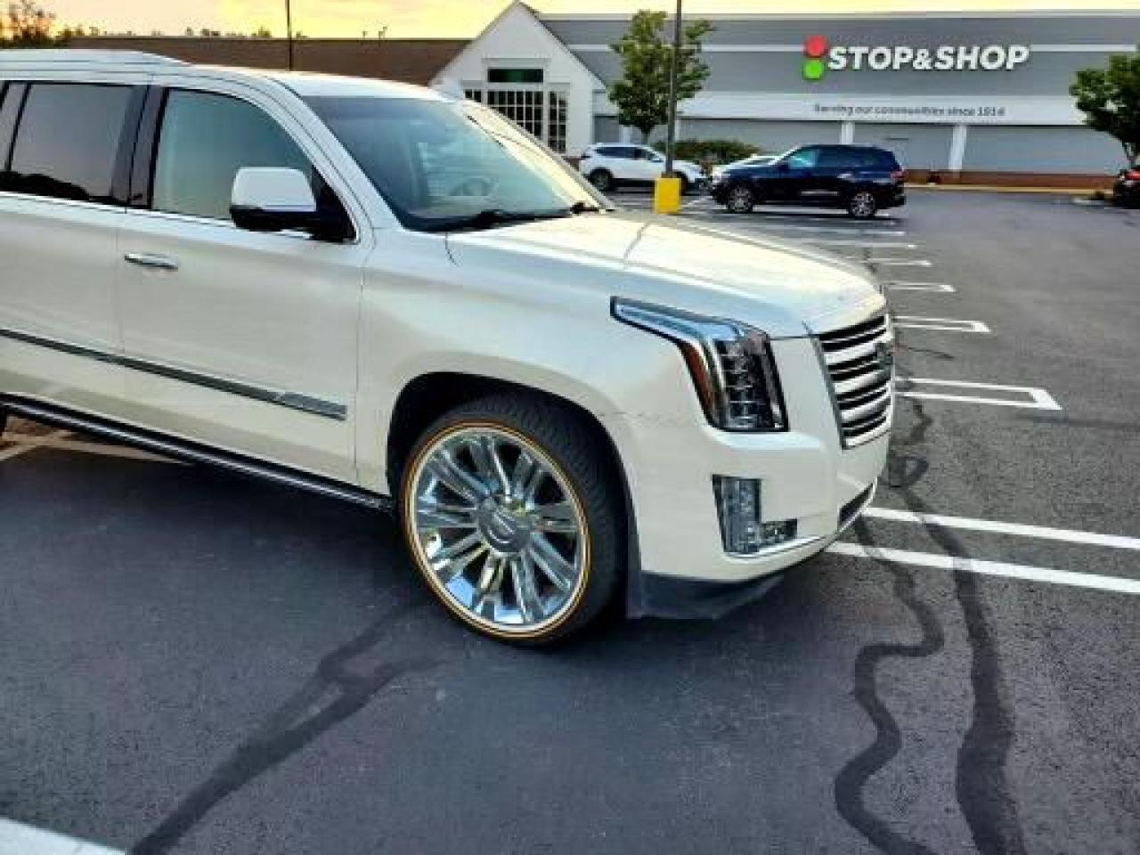 2016 Cadillac Escalade Esv Platinum - Фото 2
