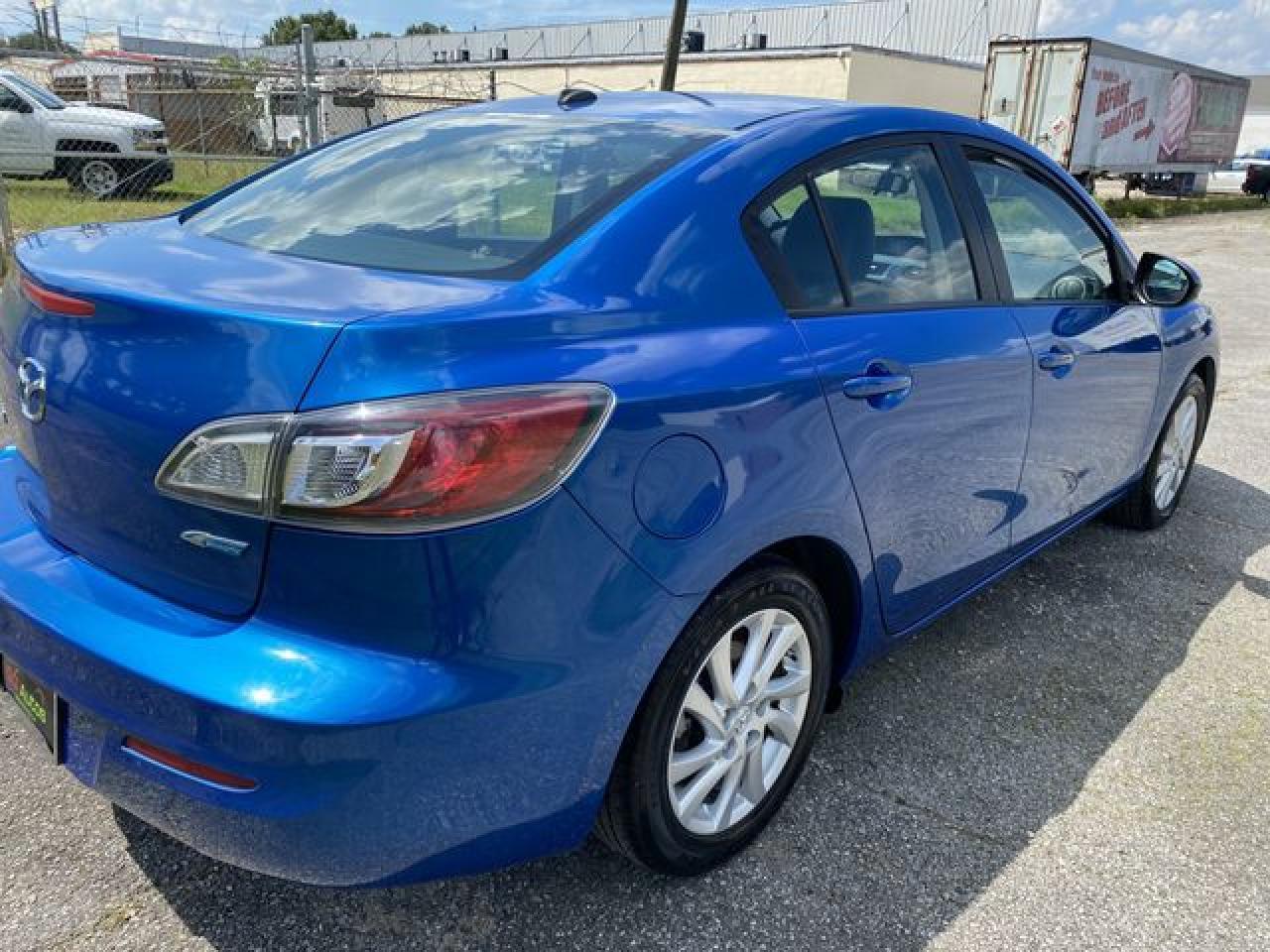 2012 Mazda 3 I - Фото 4