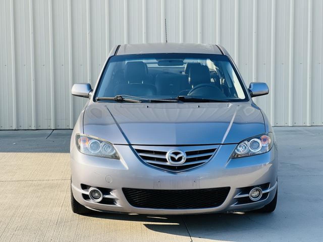 2004 Mazda 3 S - Image 2
