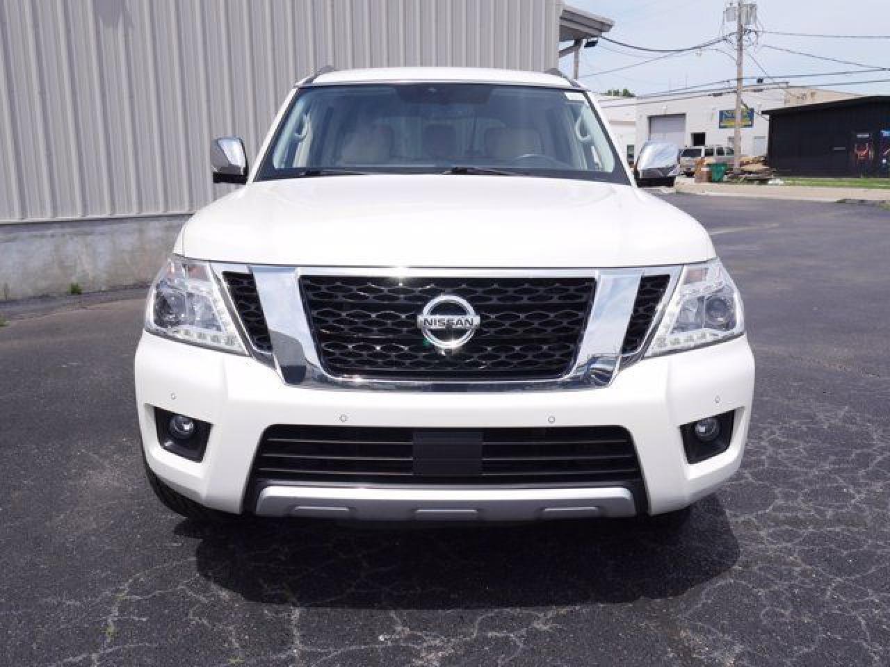 2018 Nissan Armada Sv - Image 2