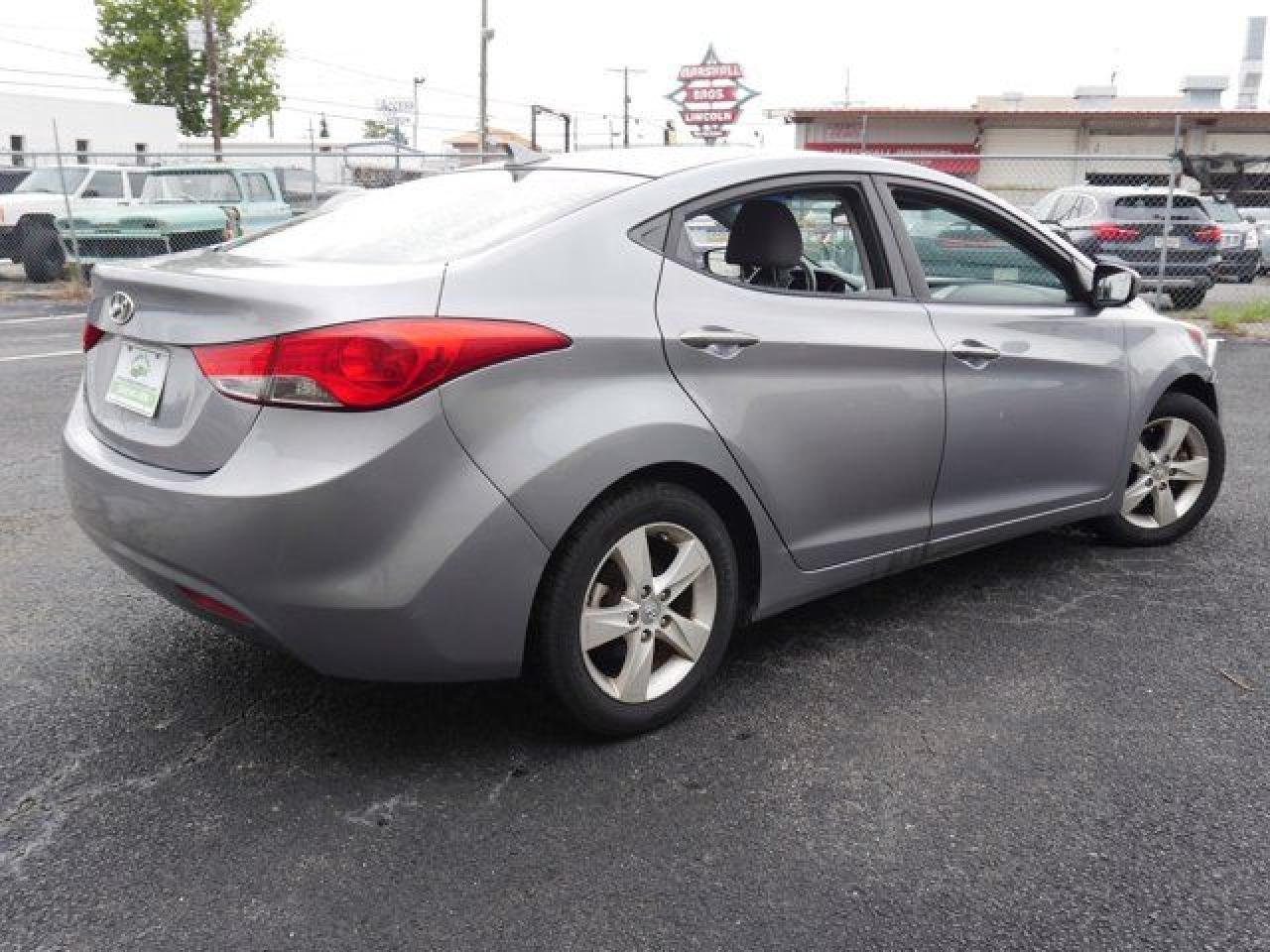 2013 Hyundai Elantra Gls - Фото 5