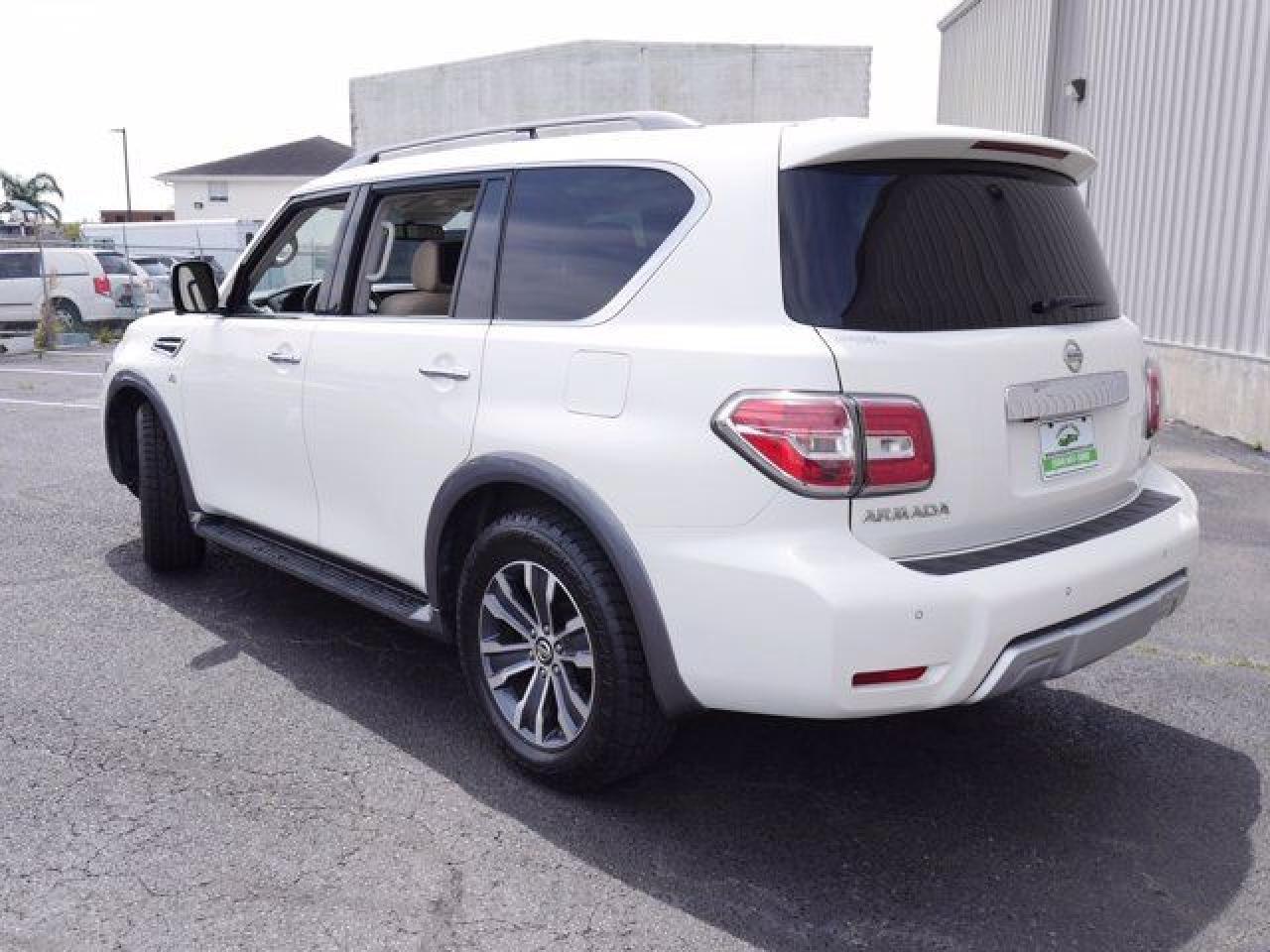 2018 Nissan Armada Sv - Image 7