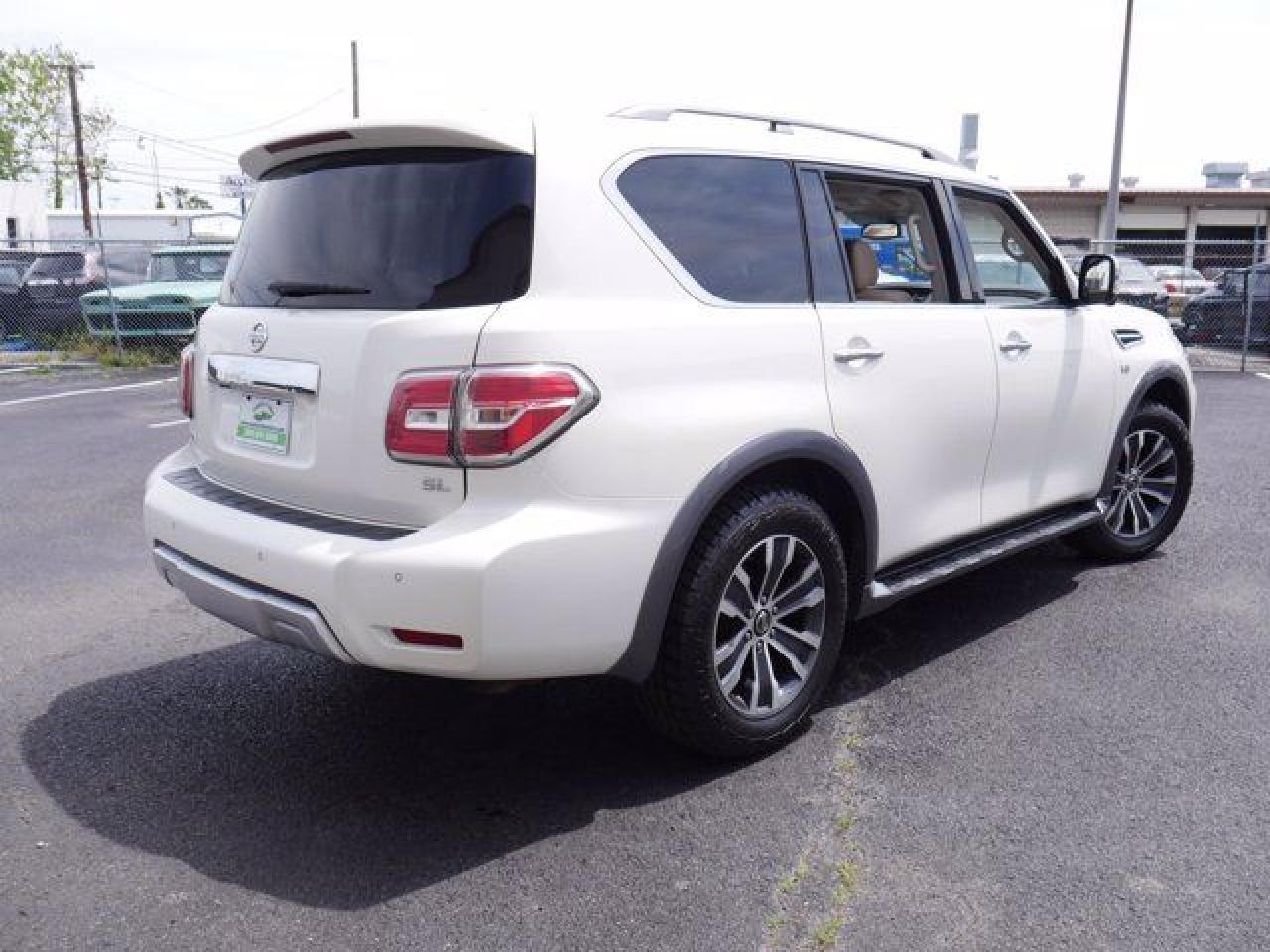 2018 Nissan Armada Sv - Image 5