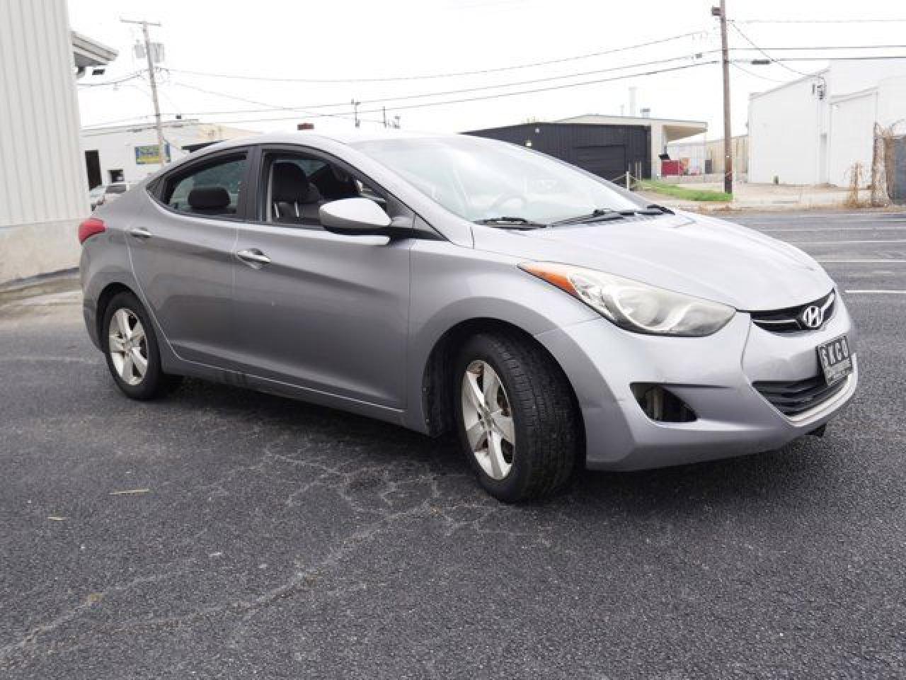 2013 Hyundai Elantra Gls - Фото 3