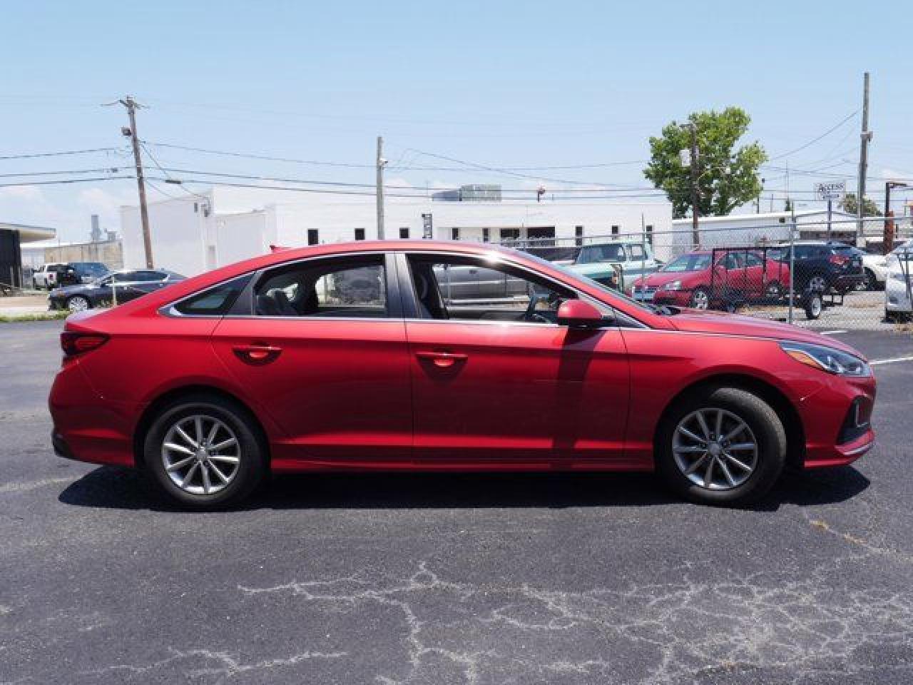 2019 Hyundai Sonata Se - Image 4