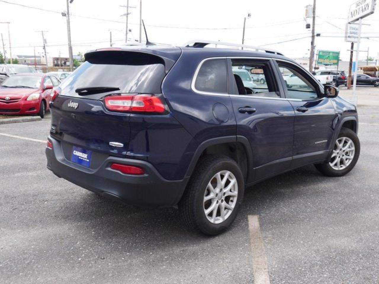 2016 Jeep Cherokee Latitude - Фото 5