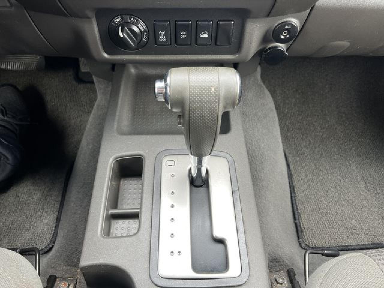 2007 Nissan Frontier King Cab Le - Image 5