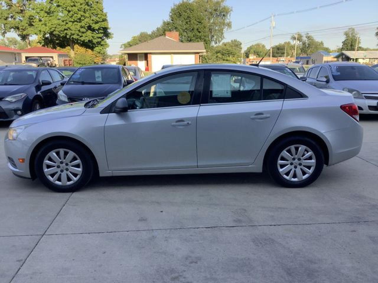 2011 Chevrolet Cruze Ls - Фото 4