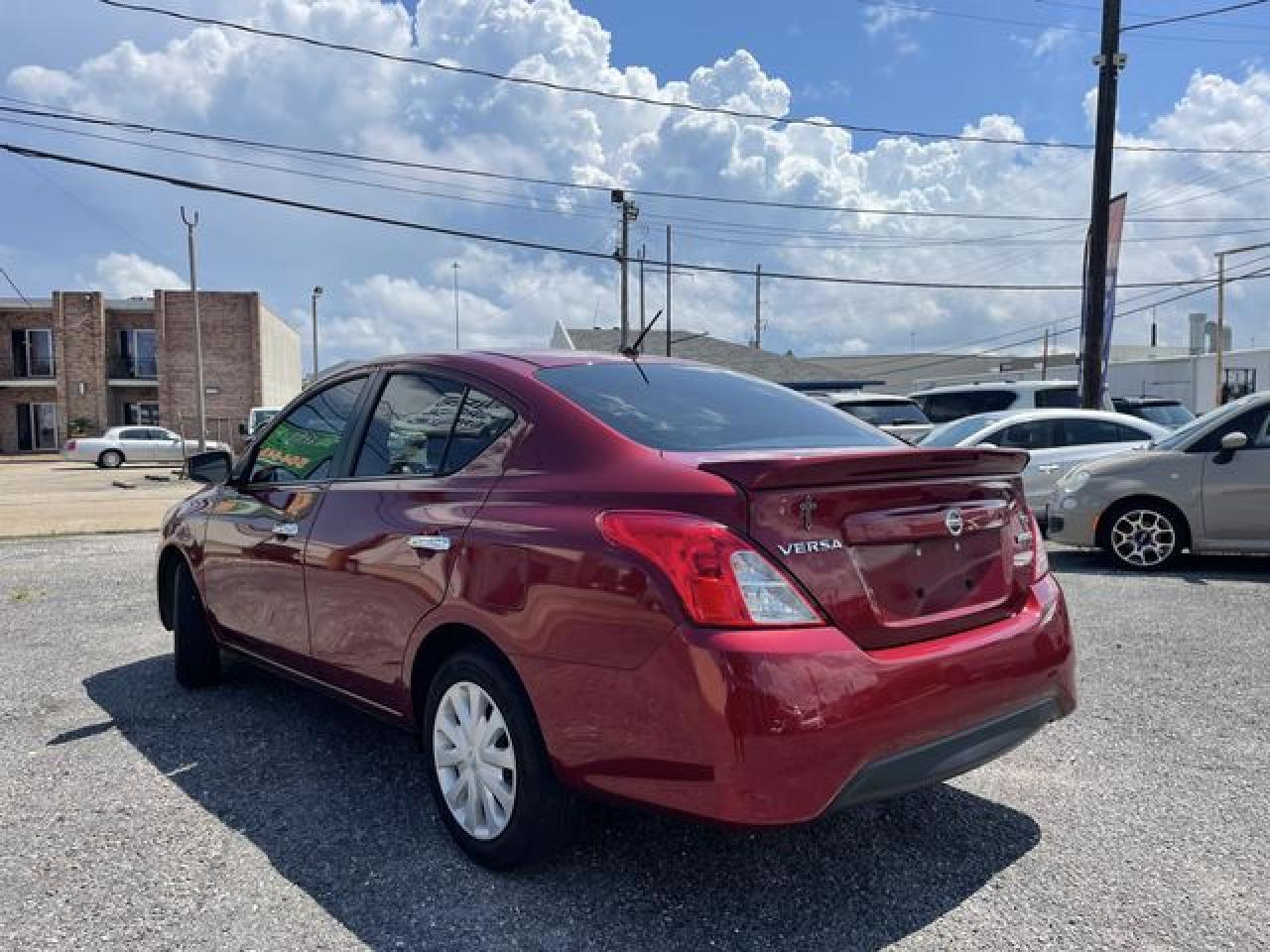 2017 Nissan Versa S - Image 5
