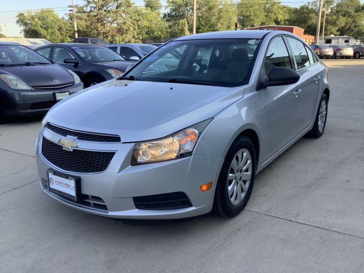 2011 Chevrolet Cruze Ls - Фото 3