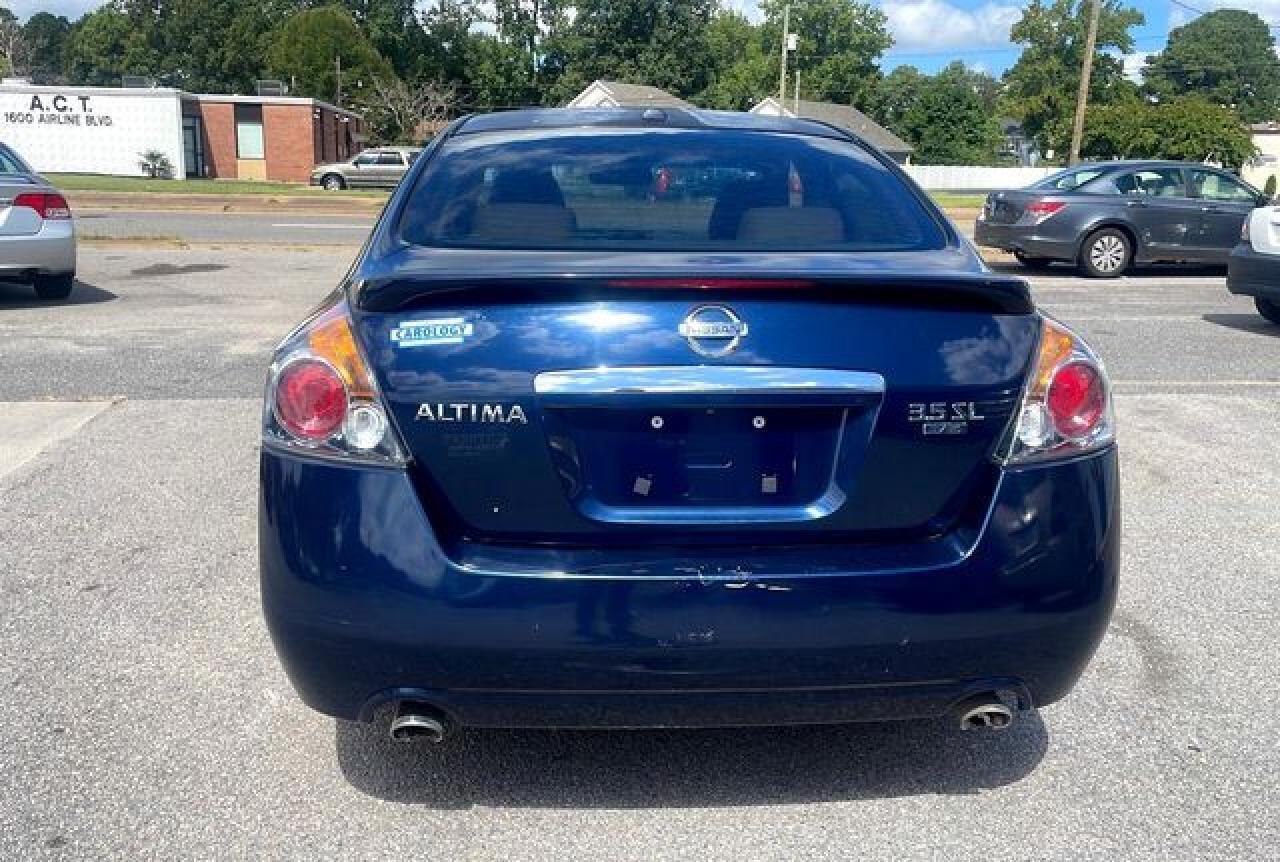 2008 Nissan Altima 3.5Se - Фото 4