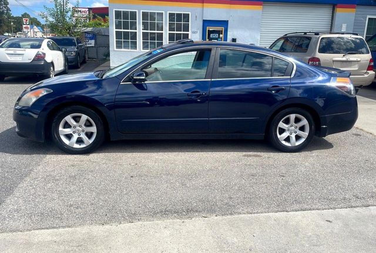 2008 Nissan Altima 3.5Se - Фото 2